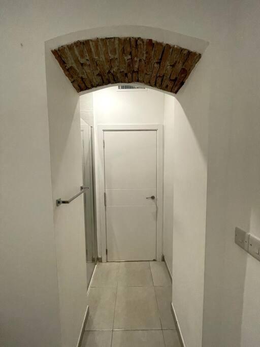 2Br In The Zoko Contemporary And Convenient Gibraltar Exterior foto