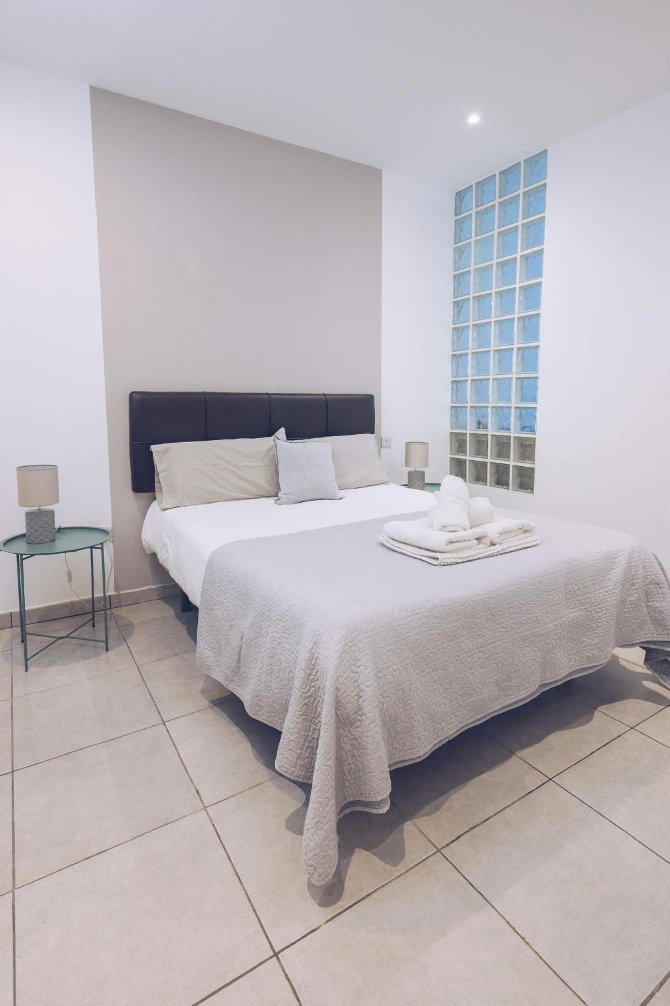 2Br In The Zoko Contemporary And Convenient Gibraltar Exterior foto